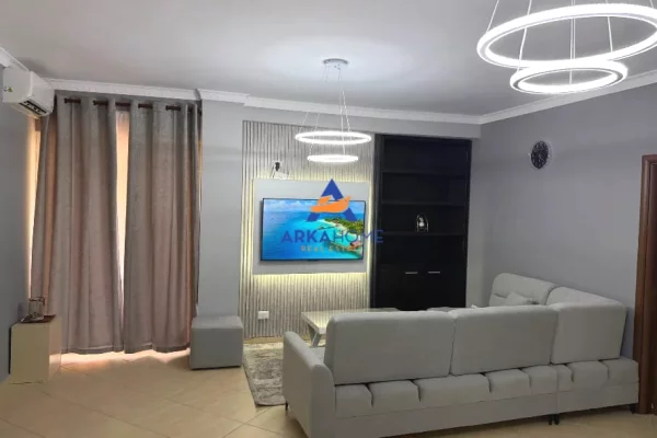 Shtepi me qera Apartament ne Tirane, 3+1, Mobilimi E mobiluar, Pagesa 750  Euro.