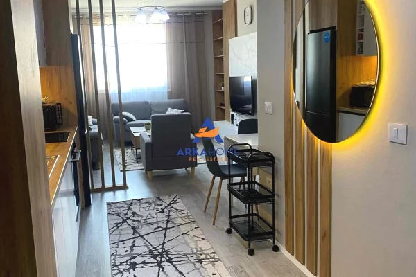 Shtepi me qera Apartament ne Tirane, 1+1, Mobilimi E mobiluar, Pagesa 652  Euro.