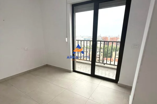 Shtepi me qera Apartament ne Tirane, 2+1, Mobilimi Bosh, pa mobiluar, Pagesa 652  Euro.