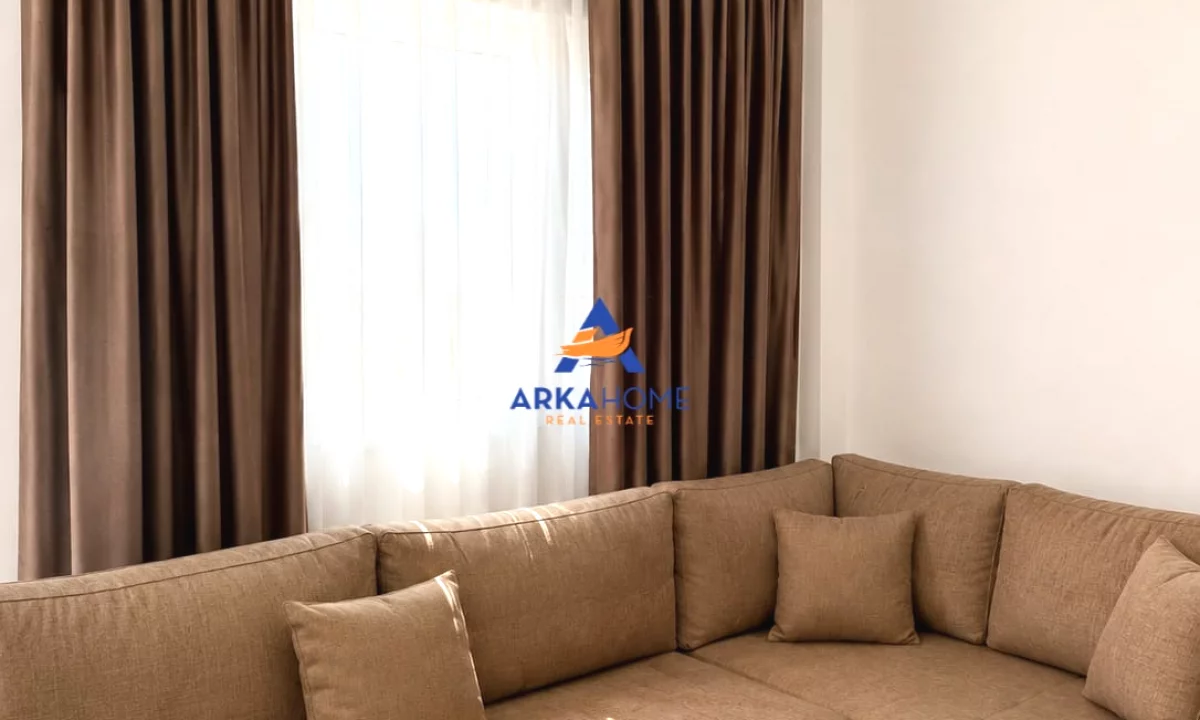 Shtepi me qera Apartament ne Tirane, Garsoniere, Mobilimi E mobiluar, Pagesa 434  Euro.