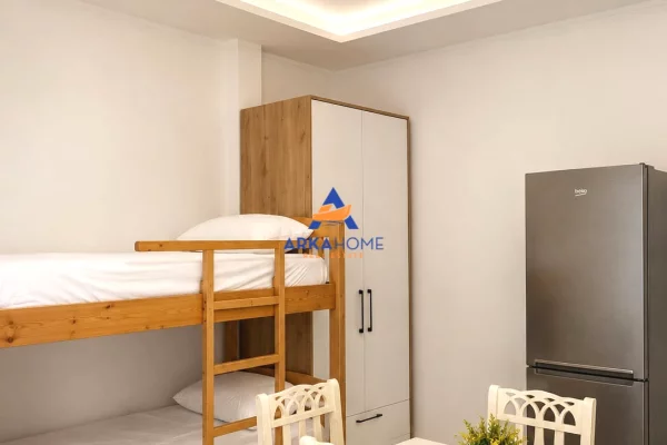 Shtepi me qera Apartament ne Tirane, Garsoniere, Mobilimi E mobiluar, Pagesa 434  Euro.