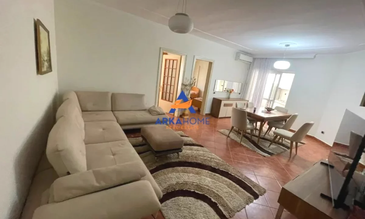 Shtepi me qera Apartament ne Tirane, 2+1, Mobilimi E mobiluar, Pagesa 700  Euro.
