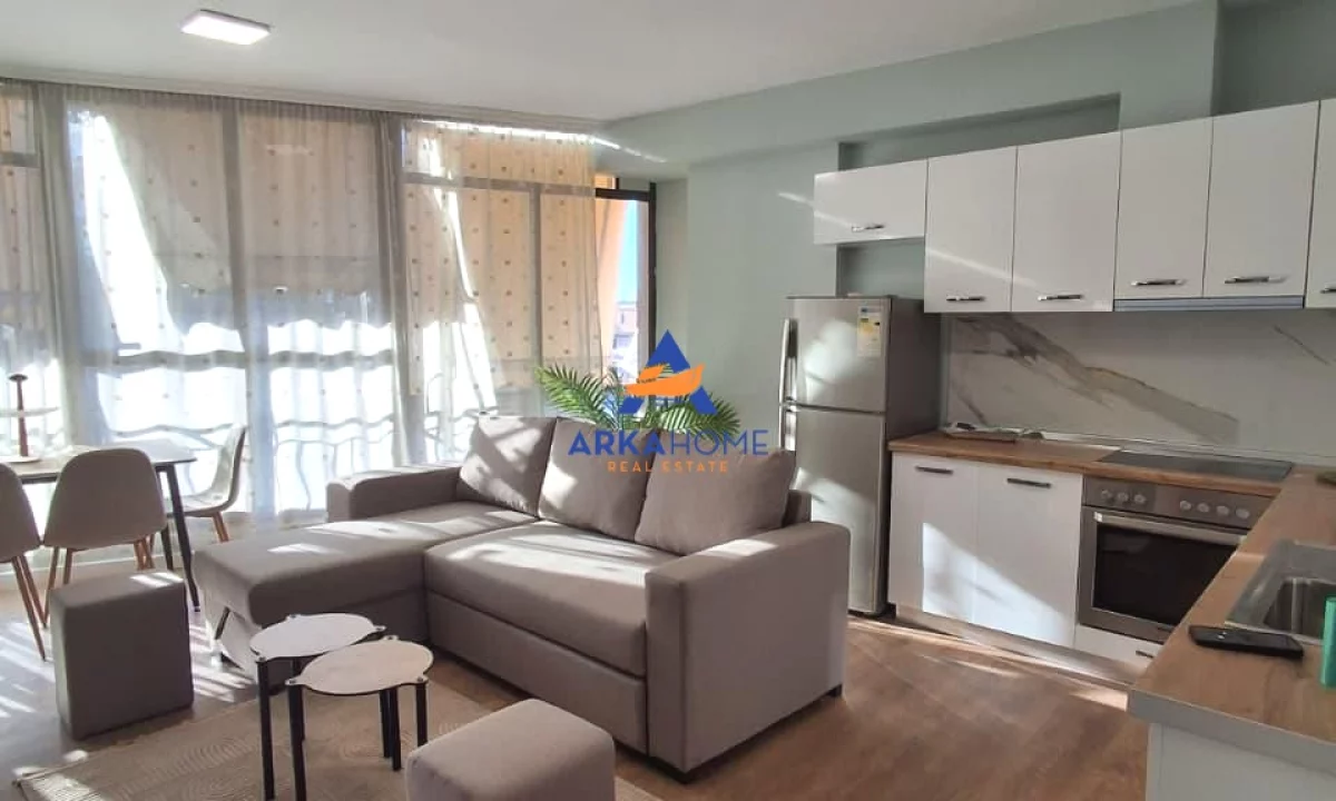 Shtepi me qera Apartament ne Tirane, 1+1, Mobilimi E mobiluar, Pagesa 652  Euro.