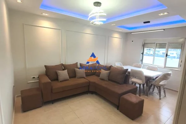 Shtepi me qera 3+1 ne Tirane - 750 Euro