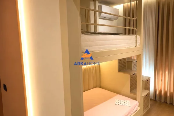 Shtepi ne shitje Apartament ne Tirane, 2+1, Mobilimi E mobiluar, Pagesa 219,058  Euro.