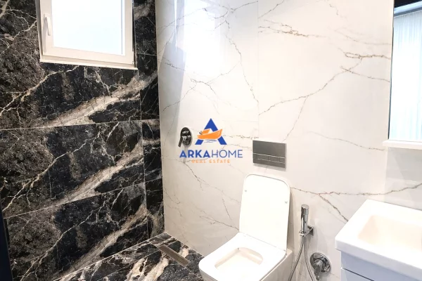 Shtepi ne shitje Apartament ne Tirane, 2+1, Mobilimi E mobiluar, Pagesa 320,000  Euro.