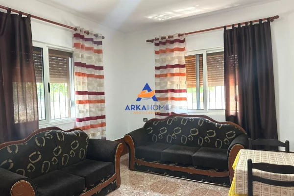 Shtepi me qera 2+1 ne Tirane - 500 Euro