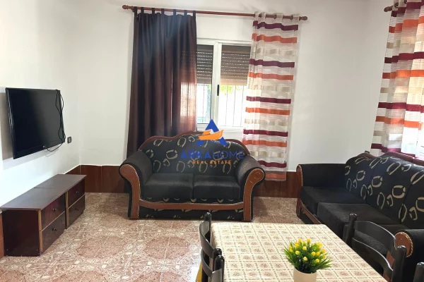 Shtepi me qera Apartament ne Tirane, 2+1, Mobilimi E mobiluar, Pagesa 500  Euro.