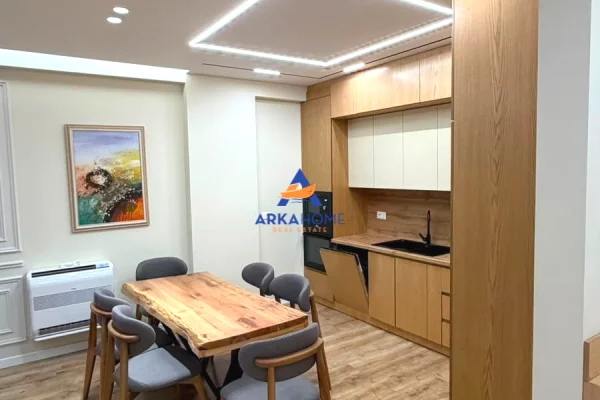 Shtepi me qera Apartament ne Tirane, 2+1, Mobilimi E mobiluar, Pagesa 1,500  Euro.