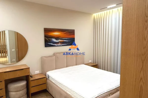 Shtepi me qera Apartament ne Tirane, 2+1, Mobilimi E mobiluar, Pagesa 1,500  Euro.