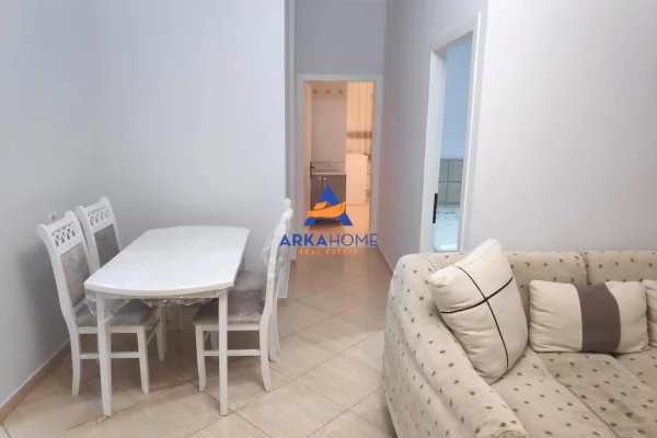 Shtepi me qera 2+1 ne Tirane - 543 Euro