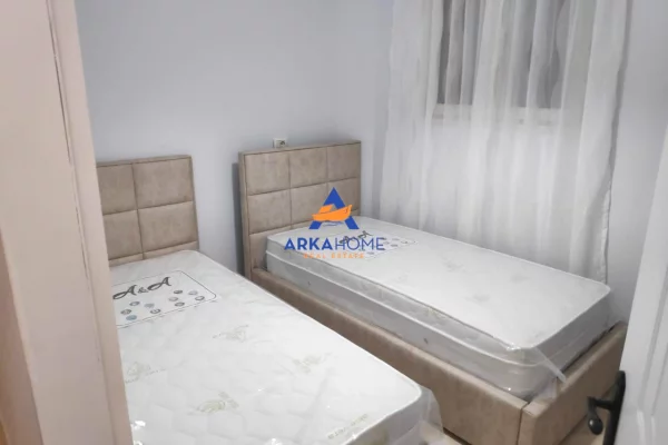 Shtepi me qera Apartament ne Tirane, 2+1, Mobilimi E mobiluar, Pagesa 543  Euro.