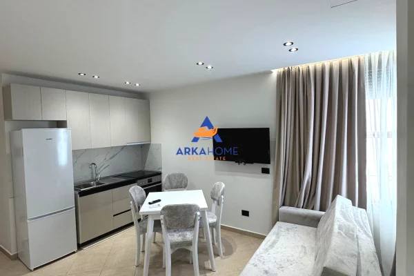 Shtepi me qera Apartament ne Durres, Garsoniere, Mobilimi E mobiluar, Pagesa 104,000  Euro.