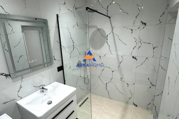 Shtepi me qera Apartament ne Durres, Garsoniere, Mobilimi E mobiluar, Pagesa 104,000  Euro.