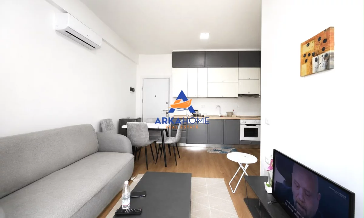 Shtepi me qera Apartament ne Tirane, 1+1, Mobilimi E mobiluar, Pagesa 400  Euro.