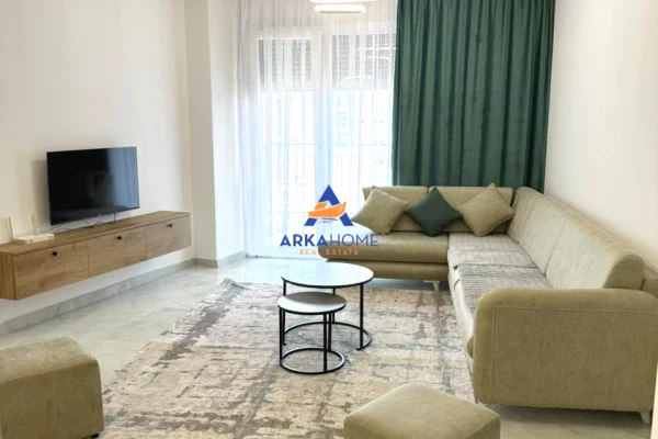 JEPET APARTAMENT ME QERA 2+1+BALLKON "KOMPLEKSI JOLLA, ASTIR" 60.000 LEKE