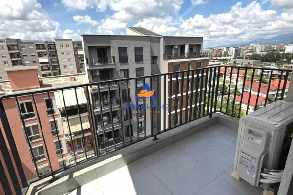 Shtepi me qera Apartament ne Tirane, 2+1, Mobilimi E mobiluar, Pagesa 652  Euro.