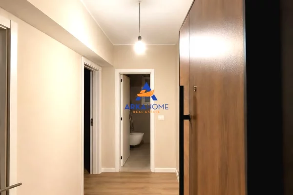 Shtepi me qera Apartament ne Tirane, 1+1, Mobilimi E mobiluar, Pagesa 652  Euro.