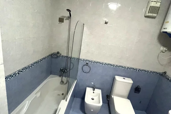 Shtepi me qera Apartament ne Tirane, 2+1, Mobilimi E mobiluar, Pagesa 760  Euro.