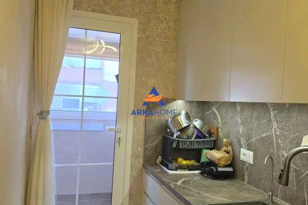 House for Sale Apartment in Tirana, 1+1, Furniture Furnished, Payment 173,913  Euro.