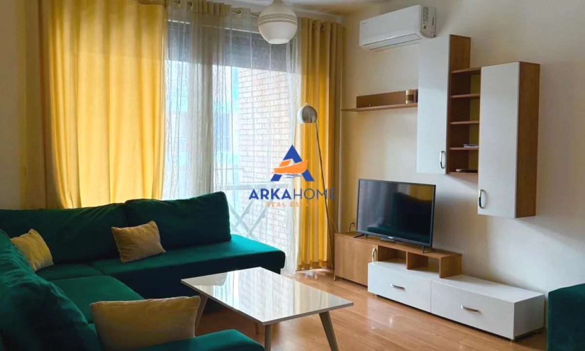 Shtepi me qera Apartament ne Tirane, 2+1, Mobilimi E mobiluar, Pagesa 800  Euro.