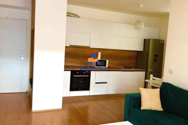 Shtepi me qera Apartament ne Tirane, 2+1, Mobilimi E mobiluar, Pagesa 800  Euro.