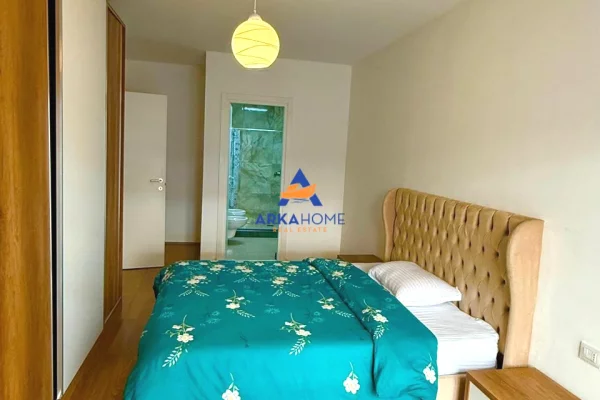 Shtepi me qera Apartament ne Tirane, 2+1, Mobilimi E mobiluar, Pagesa 800  Euro.