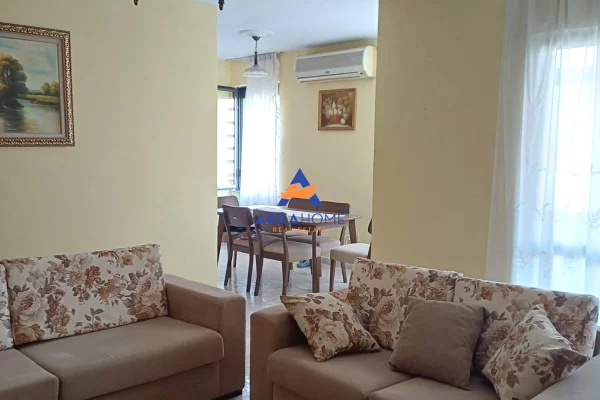 JEPET APARTAMENT ME QERA 2+1 "ZOGU I ZI" 800 EURO