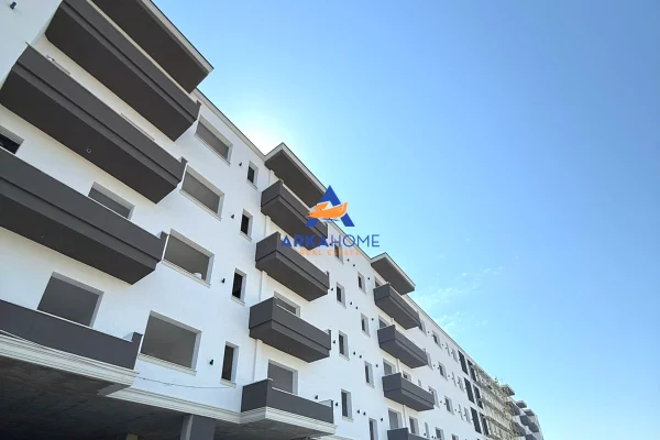 House for Sale Apartment in Tirana, 1+1, Furniture Emty, Payment 67,500  Euro.