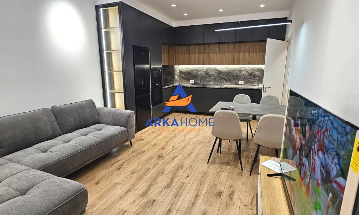 House for Rent Apartment in Tirana, 2+1, Furniture Furnished, Payment 653  Euro.