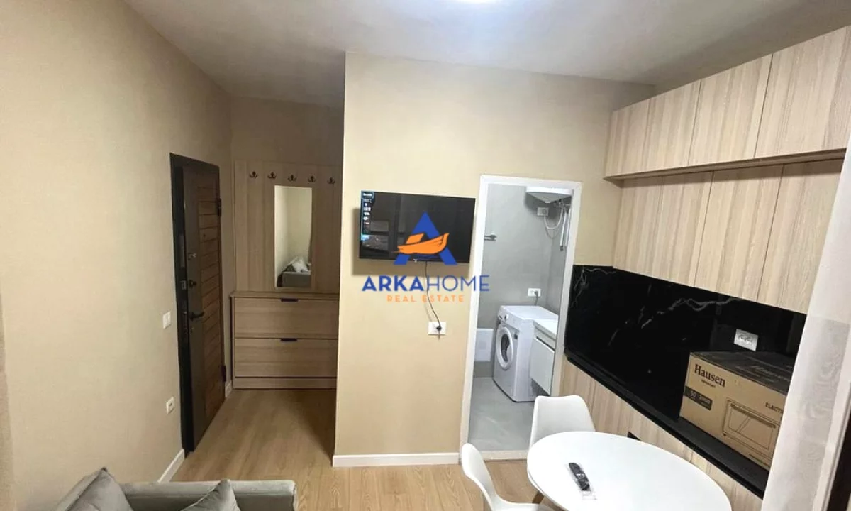 Shtepi me qera Apartament ne Tirane, 1+1, Mobilimi E mobiluar, Pagesa 631  Euro.