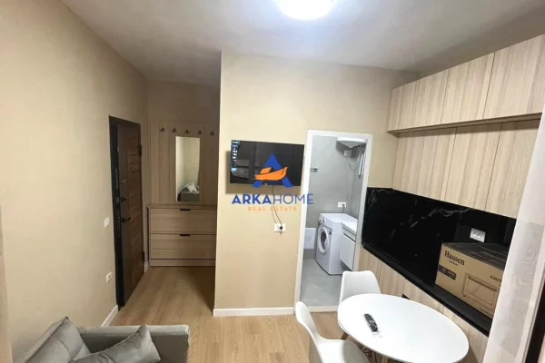 JEPET APARTMENT ME QERA 1+1+BALLKON "RRUGA SANDER PROSI" 58.000 LEKE
