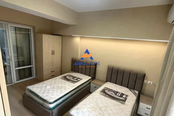 Shtepi me qera Apartament ne Tirane, 1+1, Mobilimi E mobiluar, Pagesa 631  Euro.