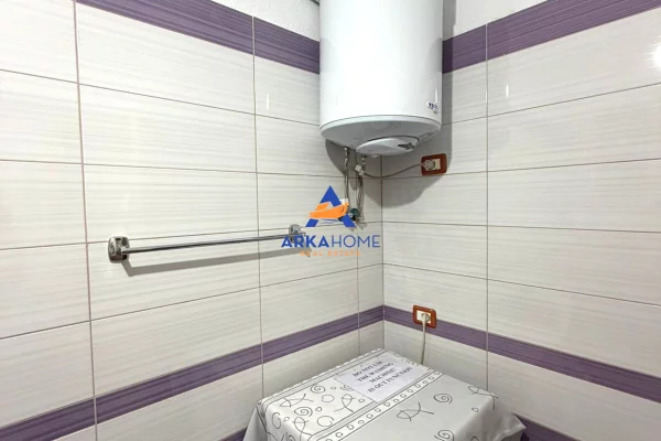 Shtepi me qera Apartament ne Tirane, 1+1, Mobilimi E mobiluar, Pagesa 490  Euro.