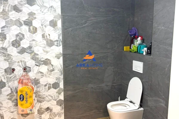 JEPET ZYRE ME QERA 120 M2 "LSI, BLLOK" 1500 EURO