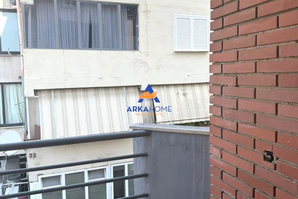 JEPET ZYRE ME QERA 120 M2 "LSI, BLLOK" 1500 EURO