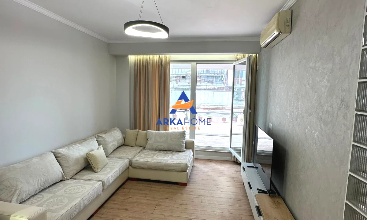 Shtepi me qera Apartament ne Tirane, 2+1, Mobilimi E mobiluar, Pagesa 1,000  Euro.
