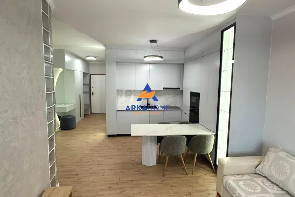 Shtepi me qera Apartament ne Tirane, 2+1, Mobilimi E mobiluar, Pagesa 1,000  Euro.