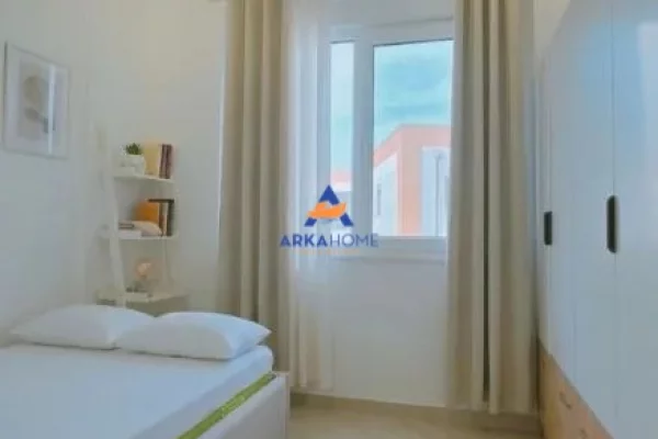 Shtepi me qera Apartament ne Tirane, 2+1, Mobilimi E mobiluar, Pagesa 700  Euro.