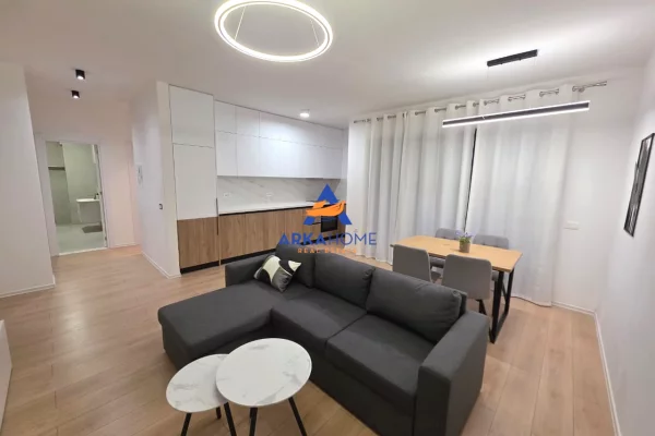 JEPET APARTAMENT ME QIRA 2+1+BALLKON "KOMPLEKSI NDREGJONI, BULEVARDI I RI" 75.000 LEKE