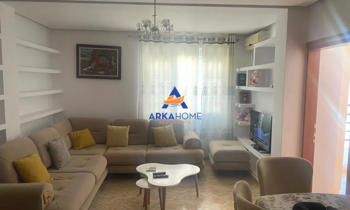 Shtepi me qera Apartament ne Tirane, 2+1, Mobilimi E mobiluar, Pagesa 545  Euro.