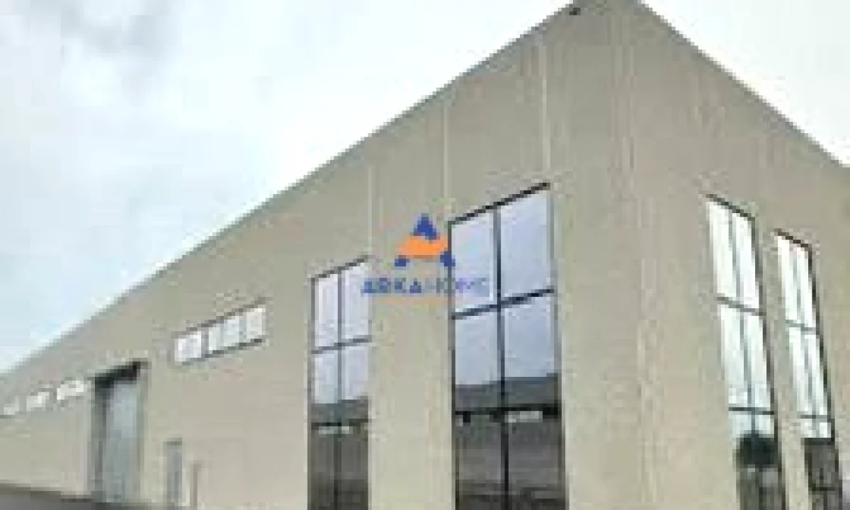 JEPET MAGAZINE ME QERA 500 M2 