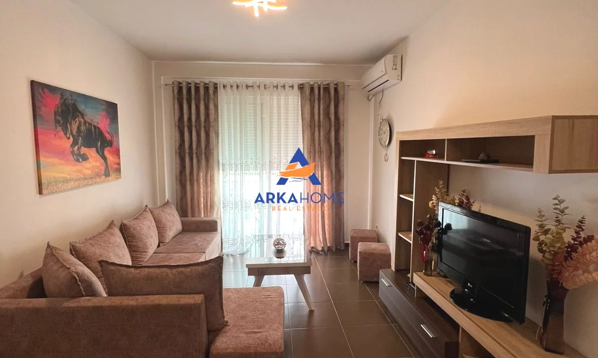 Shtepi me qera Apartament ne Tirane, 2+1, Mobilimi E mobiluar, Pagesa 708  Euro.