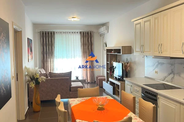 Shtepi me qera Apartament ne Tirane, 2+1, Mobilimi E mobiluar, Pagesa 708  Euro.