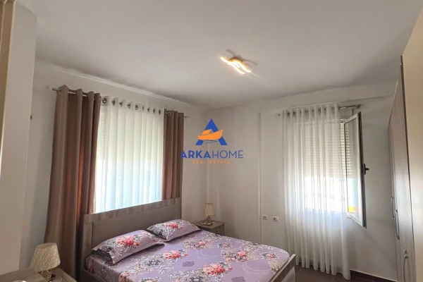 Shtepi me qera Apartament ne Tirane, 2+1, Mobilimi E mobiluar, Pagesa 708  Euro.