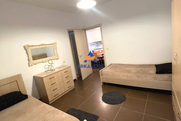 Shtepi me qera Apartament ne Tirane, 2+1, Mobilimi E mobiluar, Pagesa 708  Euro.