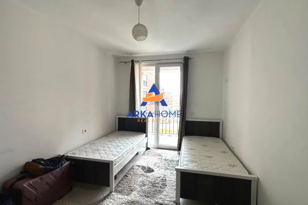 Shtepi me qera Apartament ne Tirane, 2+1, Mobilimi E mobiluar, Pagesa 656  Euro.