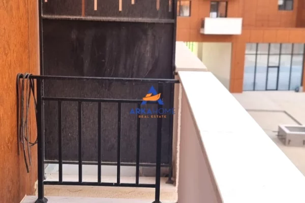 Shtepi me qera Apartament ne Tirane, 1+1, Mobilimi Bosh, pa mobiluar, Pagesa 547  Euro.