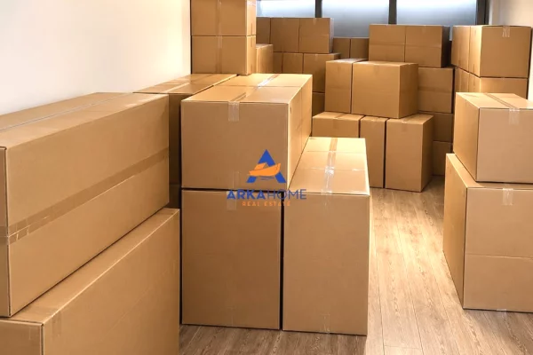 JEPET DYQAN DUBLEX ME QERA 50 M2 "RRUGA TEODOR KEKO,UNAZA E RE" 900 EURO