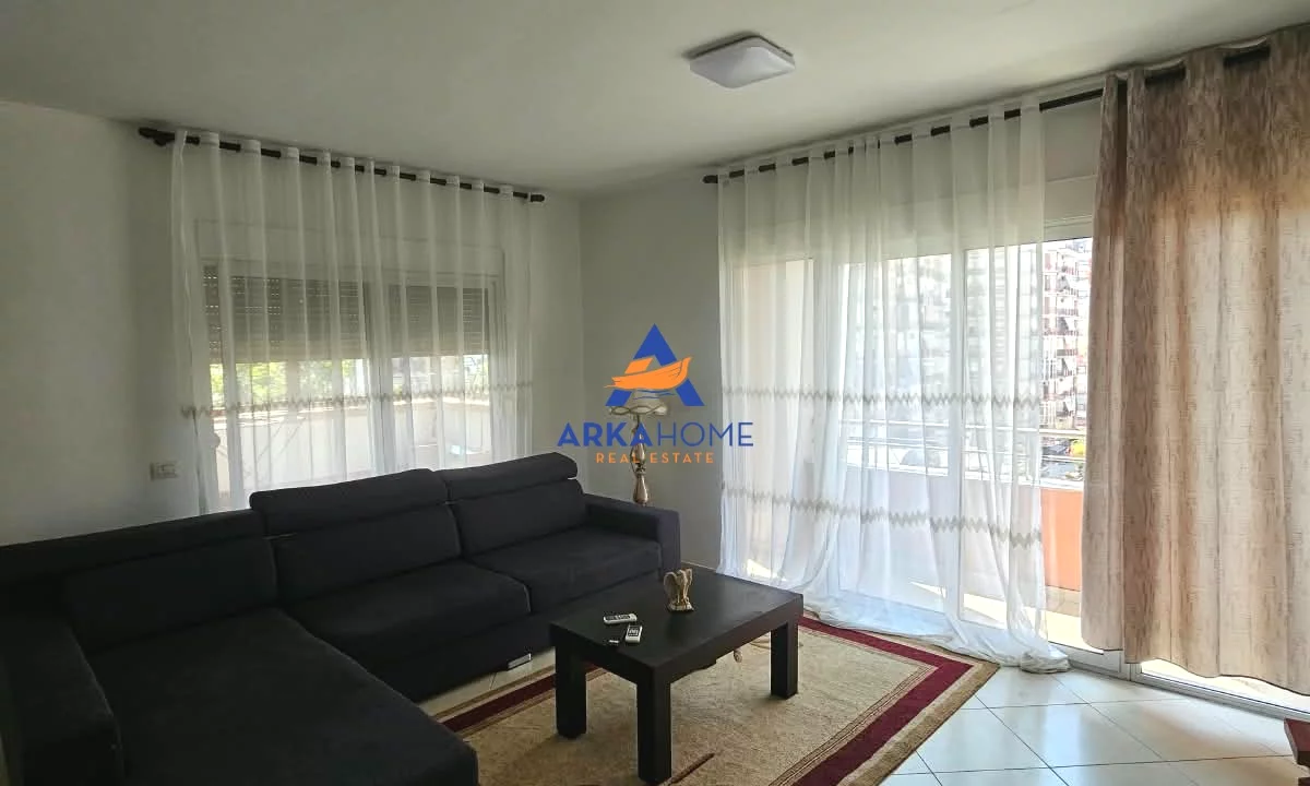 Shtepi me qera Apartament ne Tirane, 2+1, Mobilimi E mobiluar, Pagesa 850  Euro.